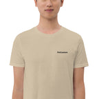 Beige FinCouture Logo T‑Shirt als minimalistisches Finance Basic für Banking und Consulting